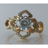 Ladies 14k Gold Estate Ring with Non Diamond Center, Size 7