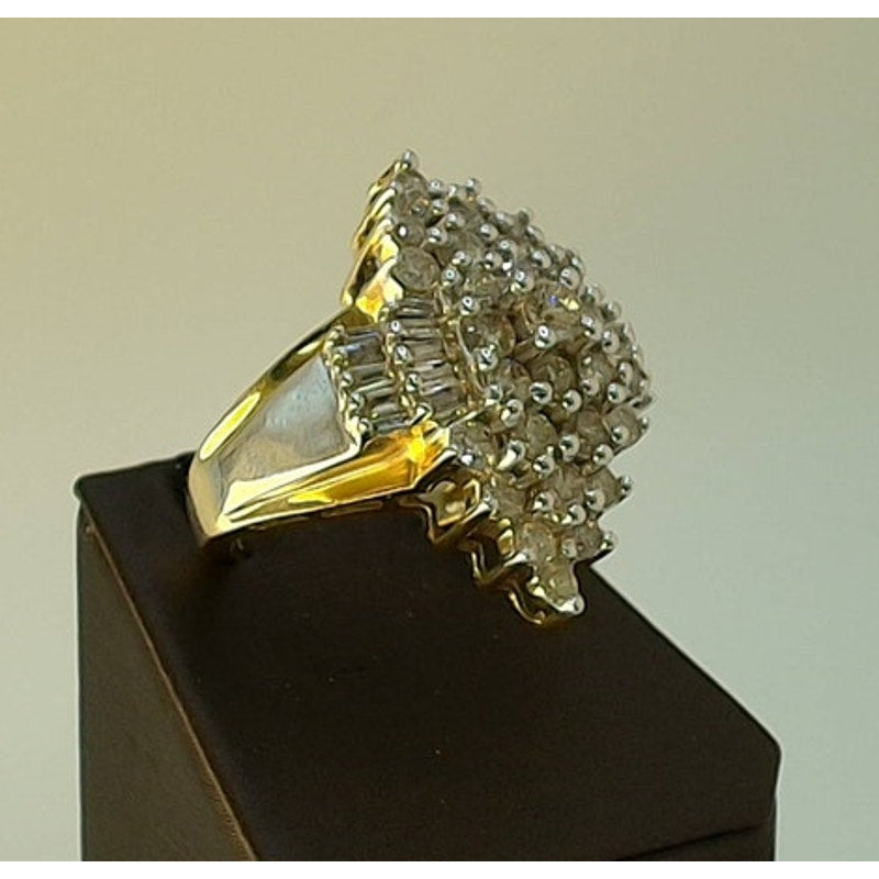 10K YG Diamond Cluster Ring Size 7, 8.10g