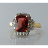 14K Yellow Gold Ring with Radiant Orange Gemstone - 2.9g, Size 5.75