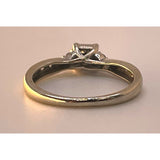 10K White Gold Diamond Cluster Wedding Ring, Size: 4