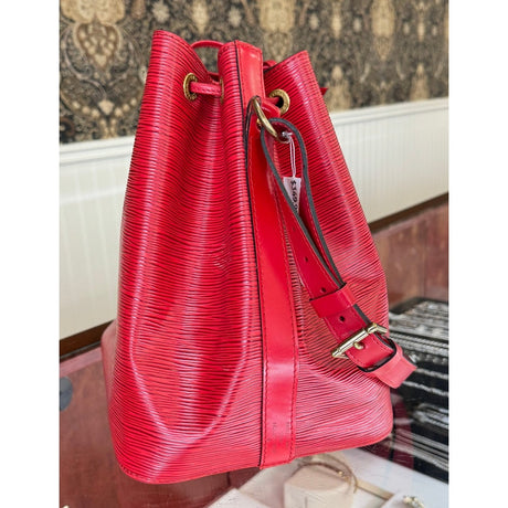 Louis Vuitton, Red Epi Leather Noe Petite