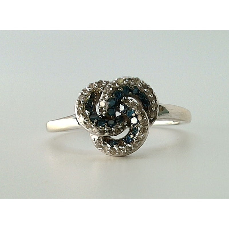 Love Knot Swirl Ring, 10k Gold, 3.2g, Size 9