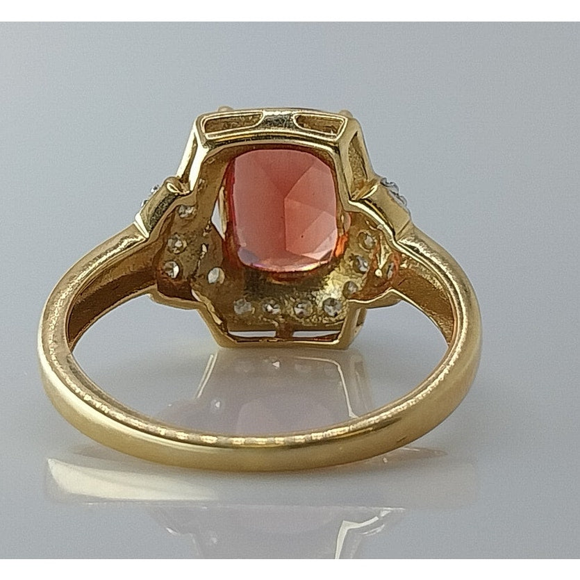 14K Yellow Gold Ring with Radiant Orange Gemstone - 2.9g, Size 5.75